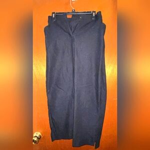 Lane Bryant The 4 Season, Black Slim Capri, 20 Mid rise NWT